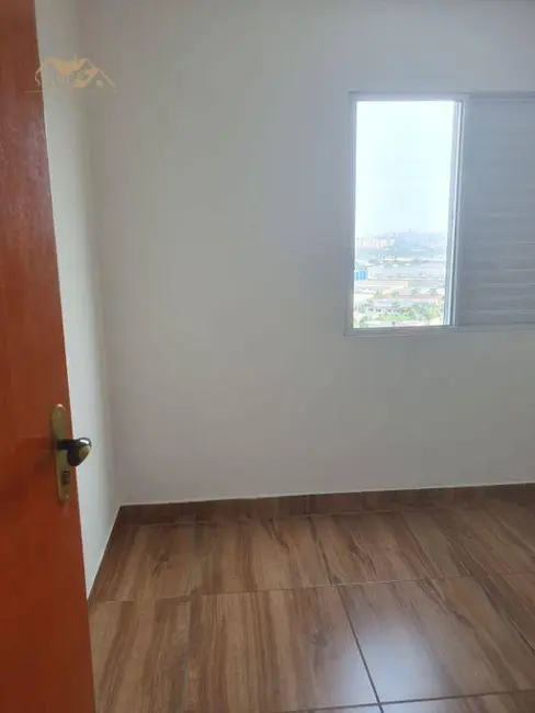 Apartamento com 3 quartos para alugar, 66m2 em Jardim do Triunfo, Guarulhos - SP - imagem 5 Foto 5 de Apartamento com 3 quartos para alugar, 66m2 em Jardim do Triunfo, Guarulhos - SP