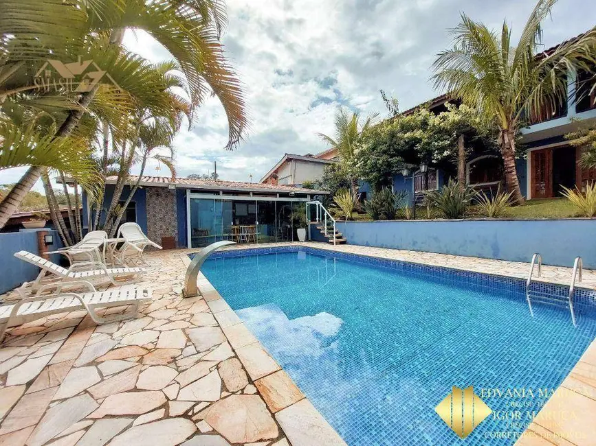 Foto 1 de Chácara com 4 quartos à venda, 800m2 em Piracaia - SP