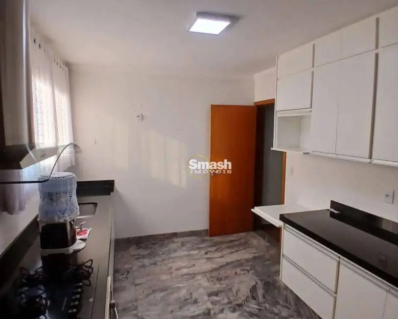 Foto 4 de Apartamento com 4 quartos à venda, 317m2 em Vila Alta, Lins - SP