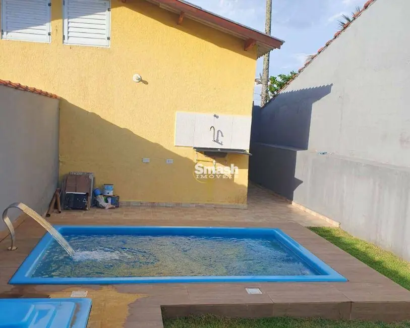 Foto 2 de Casa com 2 quartos à venda, 160m2 em Itanhaem - SP