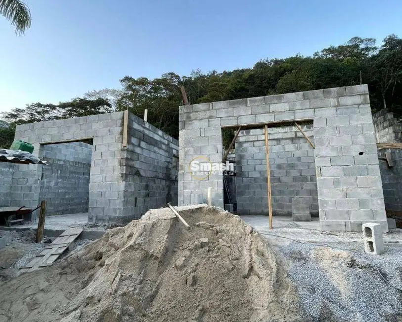 Casa com 2 quartos à venda, 137m2 em Massaguaçu, Caraguatatuba - SP - imagem 3 Foto 3 de Casa com 2 quartos à venda, 137m2 em Massaguaçu, Caraguatatuba - SP