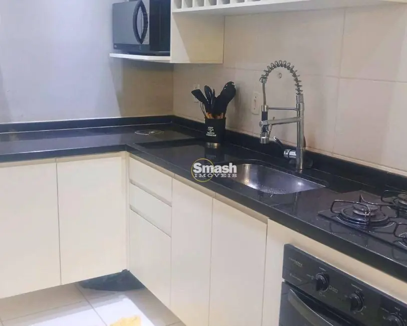 Casa com 2 quartos à venda, 55m2 em Jardim Nova Cidade, Guarulhos - SP - imagem 4 Foto 4 de Casa com 2 quartos à venda, 55m2 em Jardim Nova Cidade, Guarulhos - SP