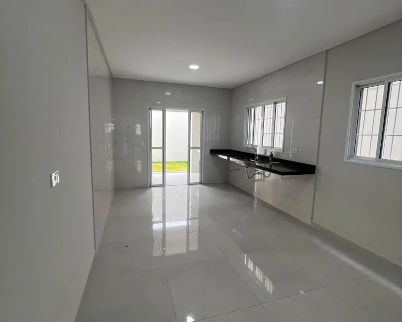 Foto 9 de Sobrado com 3 quartos à venda, 125m2 em Aruja - SP
