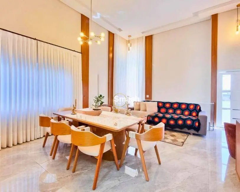 Foto 4 de Casa de Condomínio com 3 quartos à venda, 300m2 em Cacapava - SP