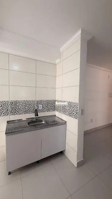 Apartamento com 2 quartos para alugar, 46m2 em Vila Nova Bonsucesso, Guarulhos - SP - imagem 9 Foto 9 de Apartamento com 2 quartos para alugar, 46m2 em Vila Nova Bonsucesso, Guarulhos - SP