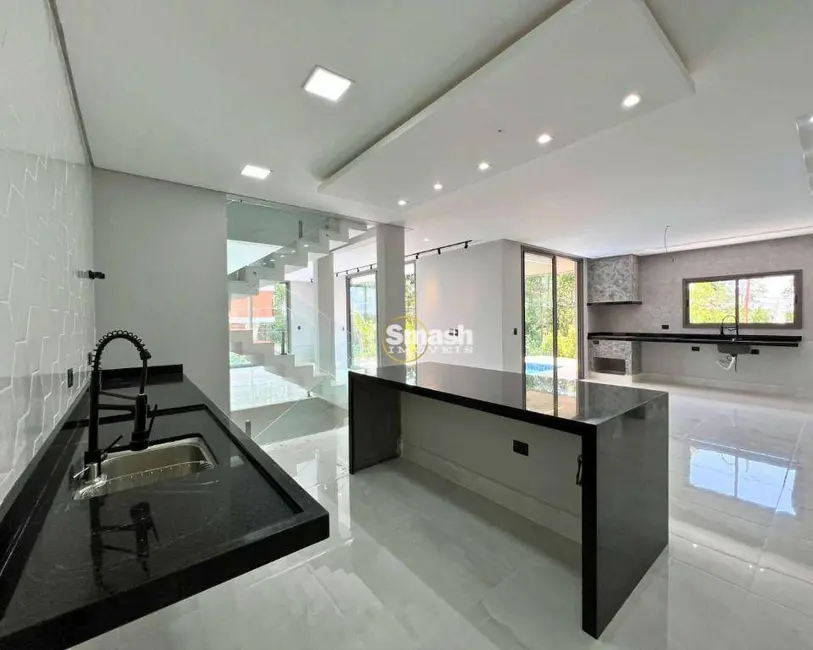 Foto 8 de Casa com 3 quartos à venda, 315m2 em Residencial Real Park, Aruja - SP