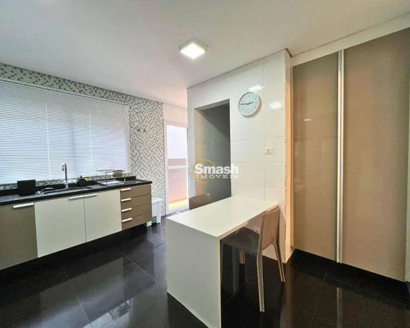 Foto 3 de Casa de Condomínio com 3 quartos à venda, 250m2 em Residencial Real Park, Aruja - SP