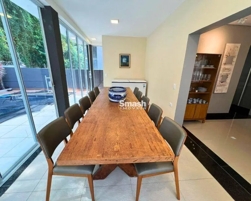 Foto 6 de Casa de Condomínio com 3 quartos à venda, 250m2 em Residencial Real Park, Aruja - SP