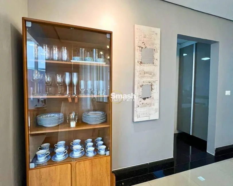 Foto 9 de Casa de Condomínio com 3 quartos à venda, 250m2 em Residencial Real Park, Aruja - SP