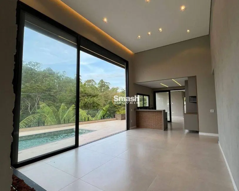 Foto 2 de Casa de Condomínio com 3 quartos à venda, 400m2 em Cézar de Souza, Mogi Das Cruzes - SP