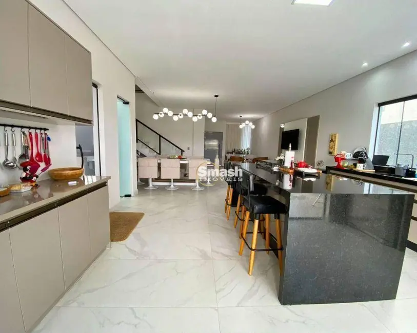 Foto 6 de Casa de Condomínio com 3 quartos à venda, 315m2 em Cidade Parquelandia, Mogi Das Cruzes - SP