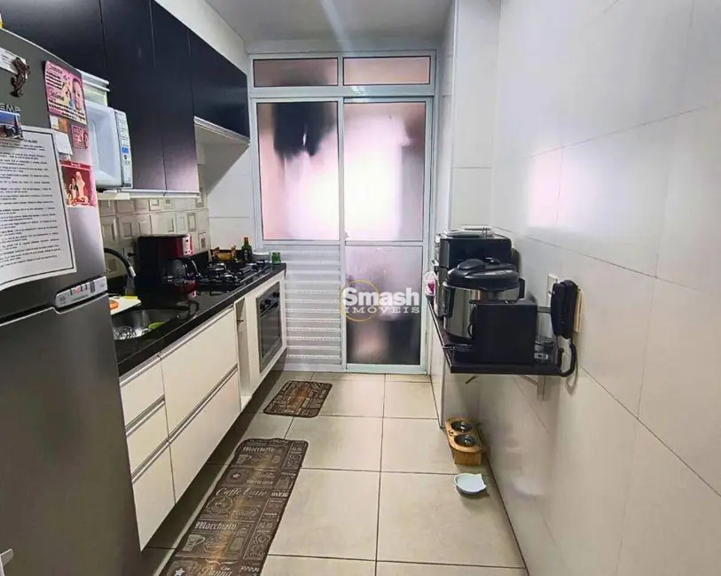 Foto 3 de Apartamento com 3 quartos à venda, 77m2 em Jardim Flor da Montanha, Guarulhos - SP