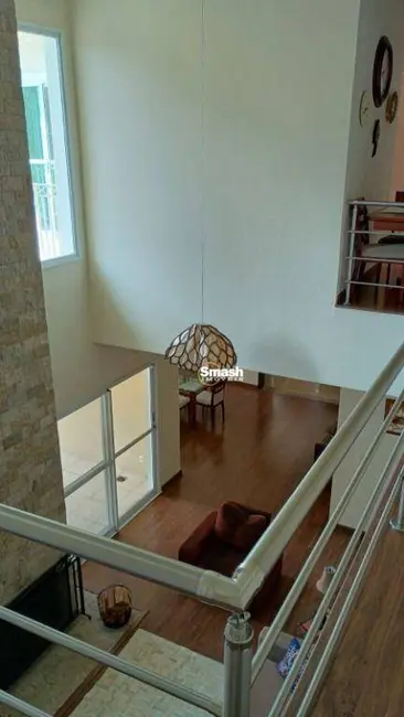 Casa de Condomínio com 5 quartos à venda, 1009m2 em Centro, Santo Antonio Do Pinhal - SP - imagem 4 Foto 4 de Casa de Condomínio com 5 quartos à venda, 1009m2 em Centro, Santo Antonio Do Pinhal - SP