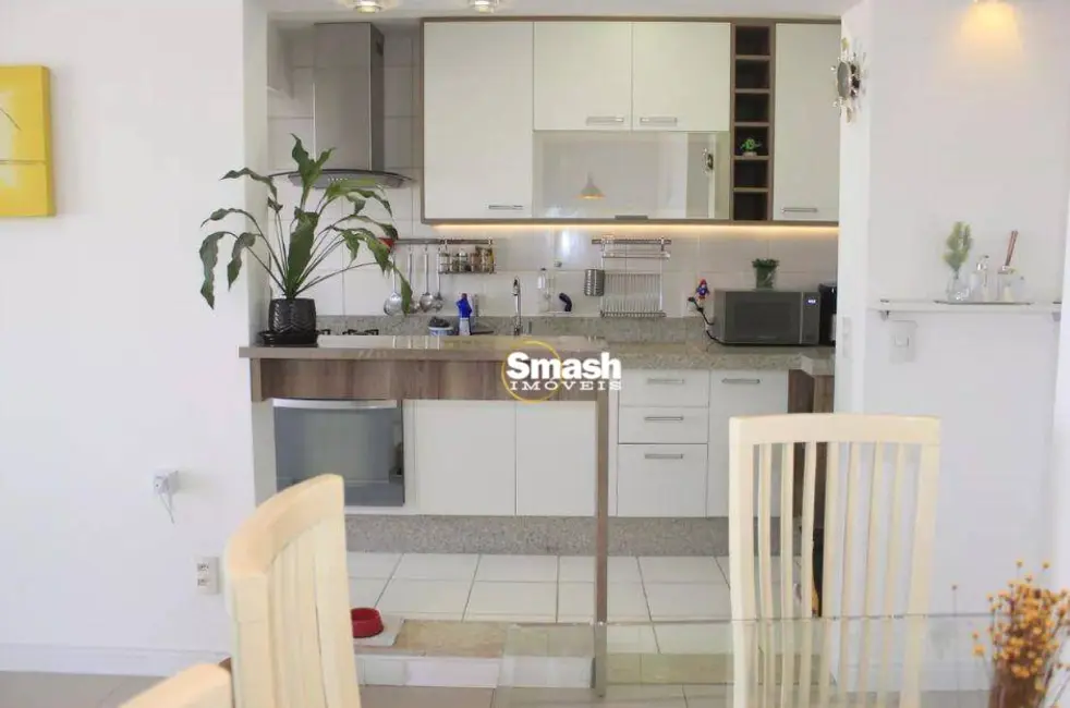 Apartamento com 2 quartos para alugar, 62m2 em Vila Augusta, Guarulhos - SP - imagem 5 Foto 5 de Apartamento com 2 quartos para alugar, 62m2 em Vila Augusta, Guarulhos - SP