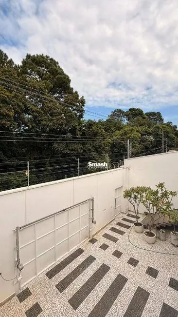 Sobrado com 3 quartos à venda, 308m2 em Jardim Maia, Guarulhos - SP - imagem 6 Foto 6 de Sobrado com 3 quartos à venda, 308m2 em Jardim Maia, Guarulhos - SP
