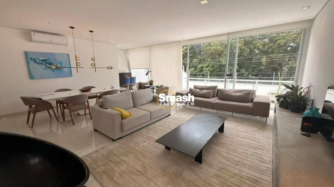 Sobrado com 3 quartos à venda, 308m2 em Jardim Maia, Guarulhos - SP - imagem 1 Foto 1 de Sobrado com 3 quartos à venda, 308m2 em Jardim Maia, Guarulhos - SP