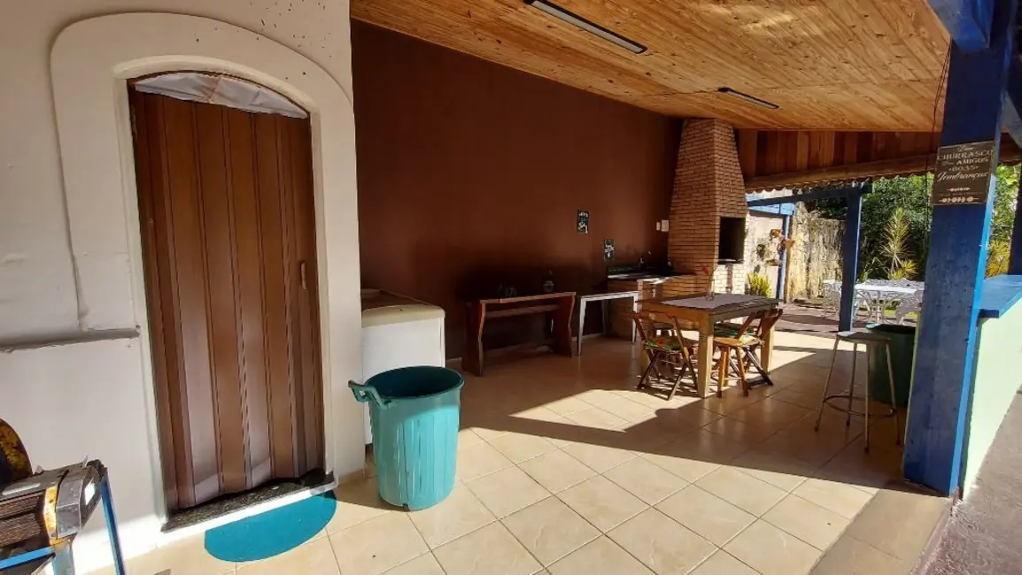 Chácara com 3 quartos para alugar, 2000m2 em Jardim Colonial, Atibaia - SP - imagem 2 Foto 2 de Chácara com 3 quartos para alugar, 2000m2 em Jardim Colonial, Atibaia - SP