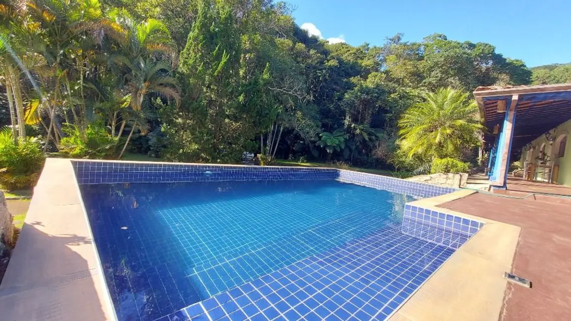 Chácara com 3 quartos para alugar, 2000m2 em Jardim Colonial, Atibaia - SP - imagem 3 Foto 3 de Chácara com 3 quartos para alugar, 2000m2 em Jardim Colonial, Atibaia - SP