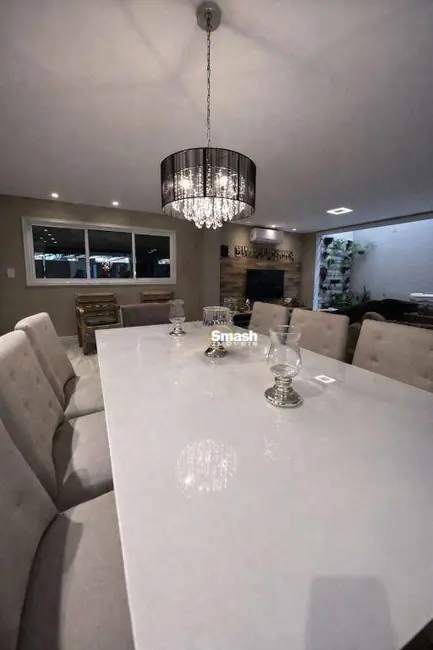 Foto 5 de Sobrado com 4 quartos à venda, 300m2 em Vila Rosália, Guarulhos - SP