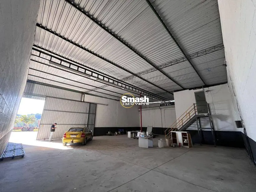 Foto 1 de Armazém / Galpão para alugar, 1000m2 em São Bento, Aruja - SP