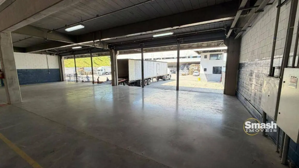 Foto 4 de Armazém / Galpão para alugar, 17000m2 em Vila Nova Bonsucesso, Guarulhos - SP