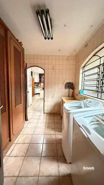Sobrado com 7 quartos à venda, 657m2 em Vila Barros, Guarulhos - SP - imagem 5 Foto 5 de Sobrado com 7 quartos à venda, 657m2 em Vila Barros, Guarulhos - SP