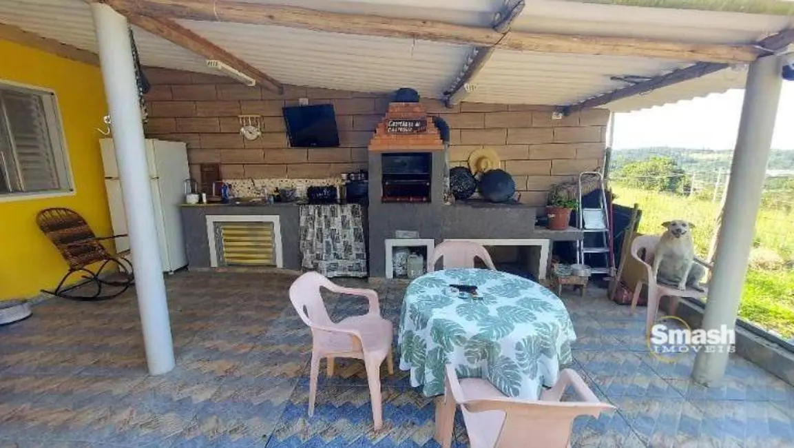 Foto 3 de Casa com 2 quartos à venda, 1000m2 em Jardim Estância Brasil, Atibaia - SP