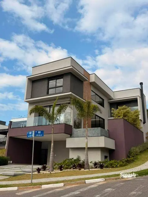 Sobrado com 3 quartos à venda, 295m2 em Cézar de Souza, Mogi Das Cruzes - SP - imagem 1 Foto 1 de Sobrado com 3 quartos à venda, 295m2 em Cézar de Souza, Mogi Das Cruzes - SP