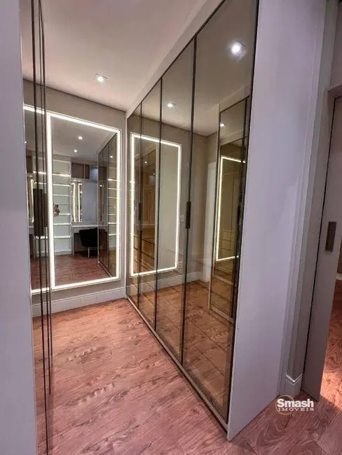Foto 8 de Sobrado com 4 quartos à venda e para alugar, 300m2 em Residencial Real Park, Aruja - SP