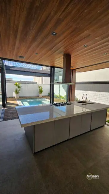 Foto 4 de Sobrado com 4 quartos à venda, 300m2 em Cézar de Souza, Mogi Das Cruzes - SP