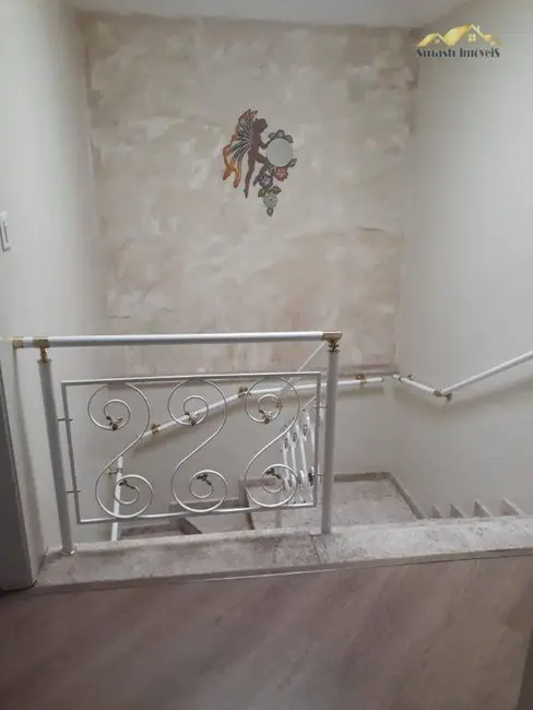 Sobrado com 4 quartos à venda, 299m2 em Jardim Guapira, São Paulo - SP - imagem 8 Foto 8 de Sobrado com 4 quartos à venda, 299m2 em Jardim Guapira, São Paulo - SP