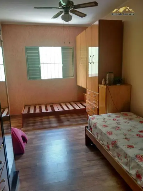 Foto 3 de Casa com 3 quartos à venda, 200m2 em Jardim Santa Cecília, Guarulhos - SP