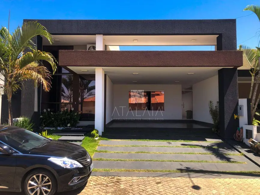 Casa com 3 quartos à venda, 316m2 em Brasilia - DF - imagem 2 Foto 2 de Casa com 3 quartos à venda, 316m2 em Brasilia - DF