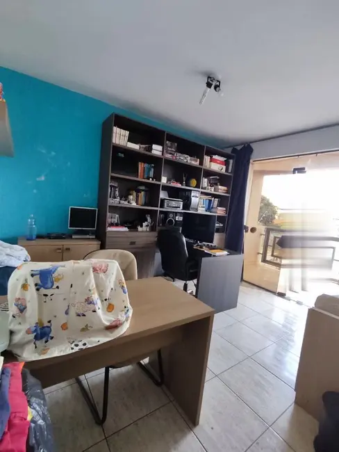 Sobrado com 6 quartos à venda, 200m2 em Brasilia - DF - imagem 6 Foto 6 de Sobrado com 6 quartos à venda, 200m2 em Brasilia - DF