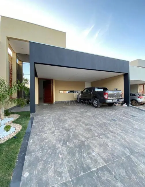 Foto 1 de Casa com 3 quartos à venda, 400m2 em Brasilia - DF