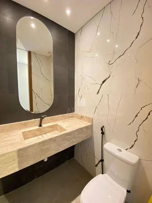 Casa com 3 quartos à venda, 400m2 em Brasilia - DF - imagem 6 Foto 6 de Casa com 3 quartos à venda, 400m2 em Brasilia - DF