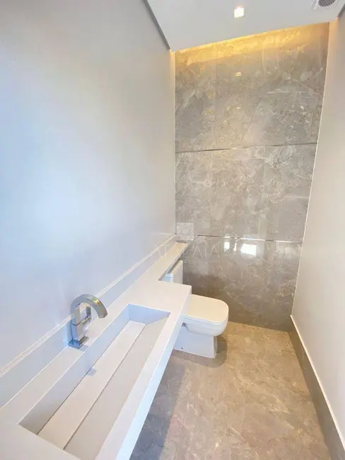 Foto 6 de Casa com 3 quartos à venda, 400m2 em Brasilia - DF