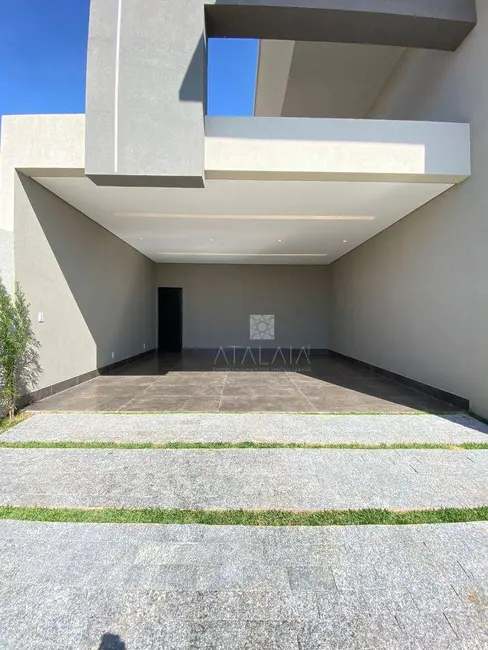 Foto 2 de Casa com 3 quartos à venda, 400m2 em Brasilia - DF