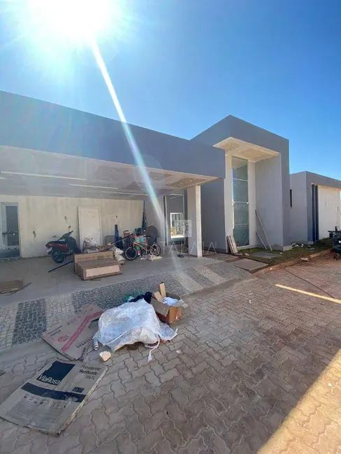 Foto 1 de Casa com 3 quartos à venda, 280m2 em Brasilia - DF