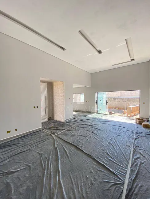 Foto 2 de Casa com 3 quartos à venda, 280m2 em Brasilia - DF
