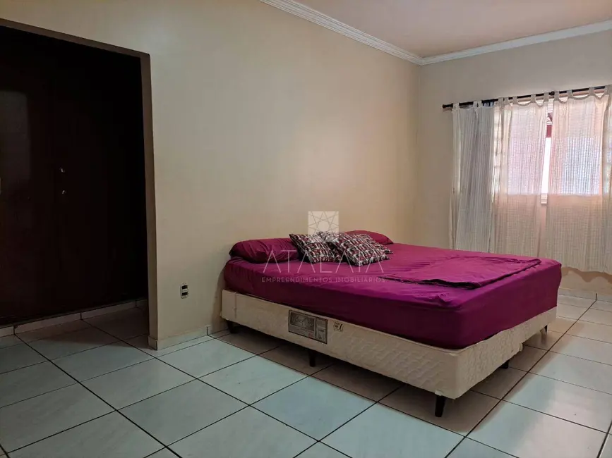 Casa com 3 quartos à venda, 550m2 em Taguatinga - DF - imagem 5 Foto 5 de Casa com 3 quartos à venda, 550m2 em Taguatinga - DF
