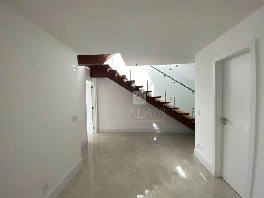 Cobertura com 3 quartos à venda, 304m2 em Brasilia - DF - imagem 9 Foto 9 de Cobertura com 3 quartos à venda, 304m2 em Brasilia - DF