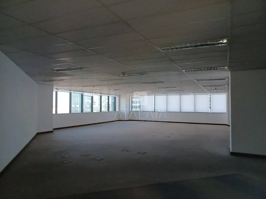 Sala Comercial para alugar, 494m2 em Asa Norte, Brasilia - DF - imagem 3 Foto 3 de Sala Comercial para alugar, 494m2 em Asa Norte, Brasilia - DF