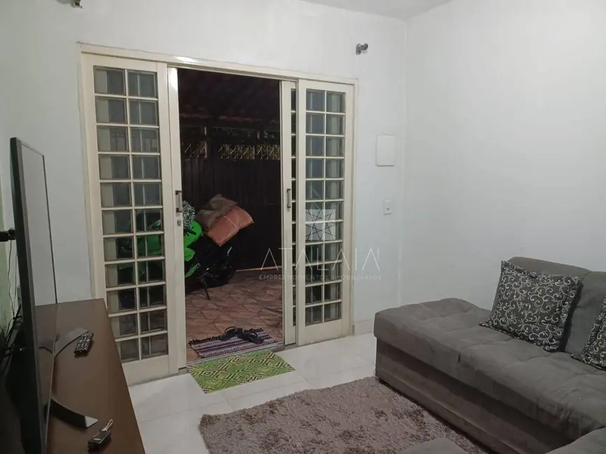 Casa com 2 quartos à venda, 108m2 em Taguatinga - DF - imagem 8 Foto 8 de Casa com 2 quartos à venda, 108m2 em Taguatinga - DF