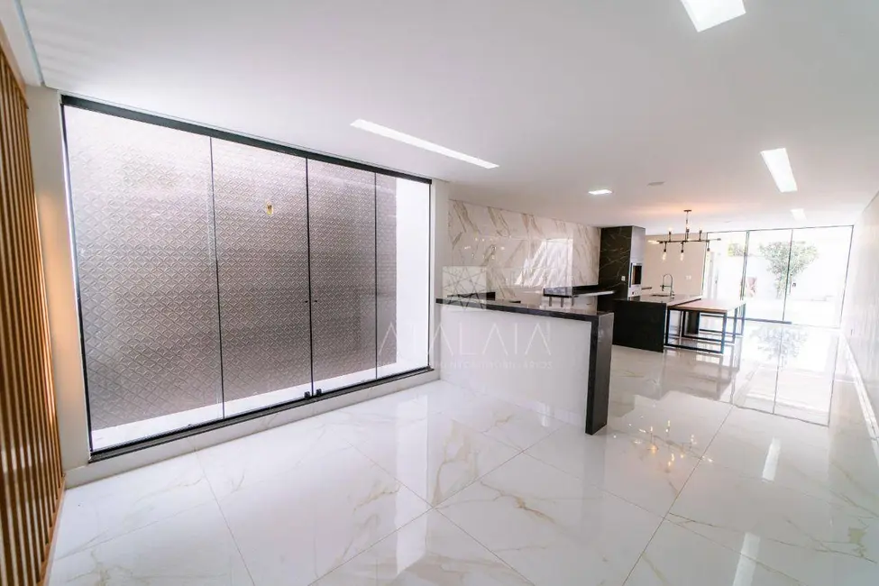 Casa com 4 quartos à venda, 580m2 em Brasilia - DF - imagem 9 Foto 9 de Casa com 4 quartos à venda, 580m2 em Brasilia - DF