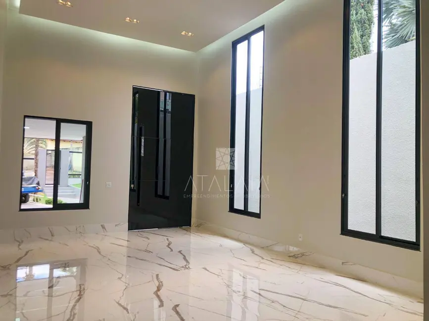 Foto 8 de Casa com 4 quartos à venda, 800m2 em Brasilia - DF