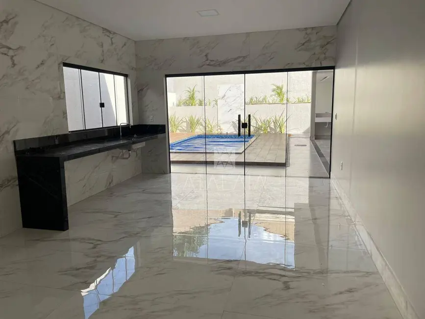Foto 8 de Casa com 3 quartos à venda, 400m2 em Brasilia - DF