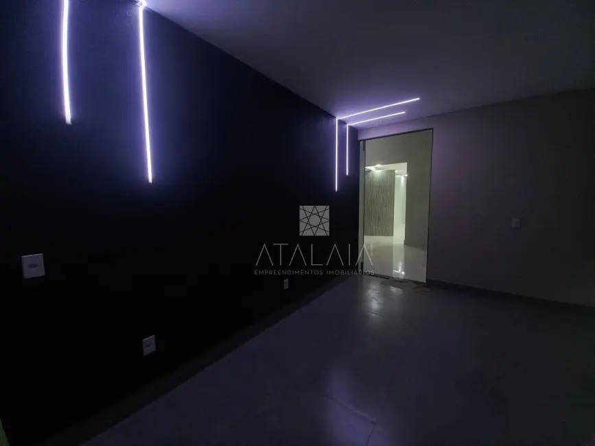 Casa com 3 quartos à venda, 300m2 em Brasilia - DF - imagem 4 Foto 4 de Casa com 3 quartos à venda, 300m2 em Brasilia - DF