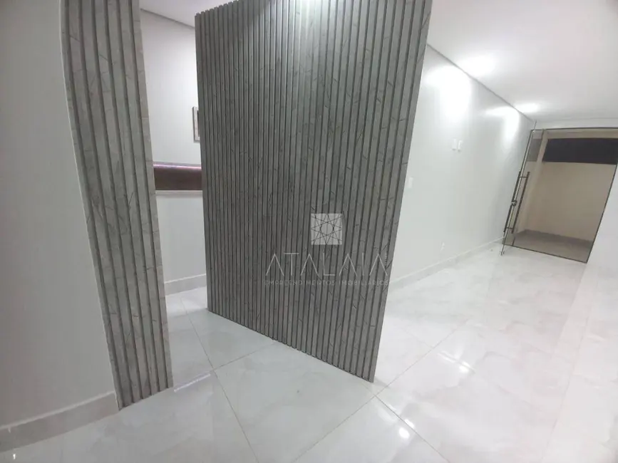 Casa com 3 quartos à venda, 300m2 em Brasilia - DF - imagem 6 Foto 6 de Casa com 3 quartos à venda, 300m2 em Brasilia - DF