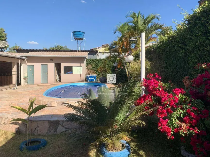 Casa com 5 quartos à venda, 450m2 em Brasilia - DF - imagem 5 Foto 5 de Casa com 5 quartos à venda, 450m2 em Brasilia - DF